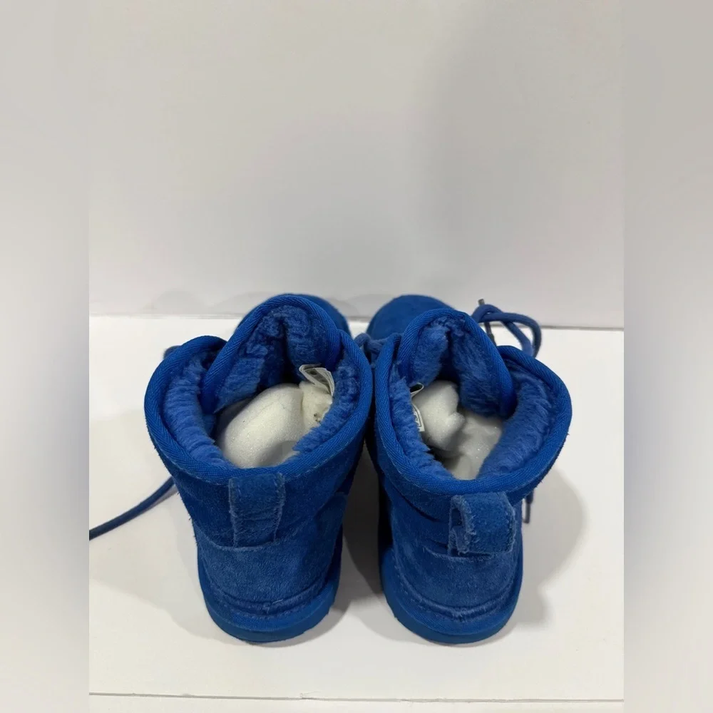 UGG Kids 4 Blue Neumel Boots Suede Shearling Lined Youth 4 Womens 6